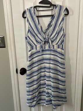 Maeve Size 4 Linen Sleeveless Blue and White Striped Dress